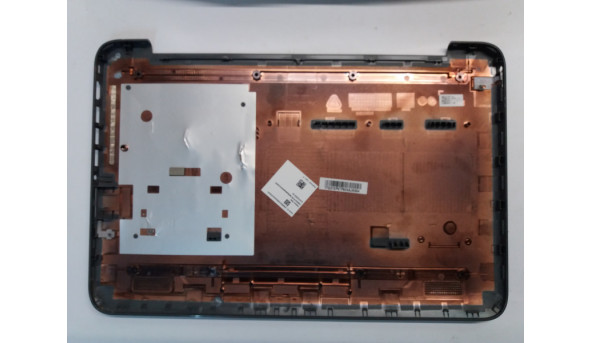Нижня частина корпуса для ноутбука HP Stream 14-ax, EA0P900407A, TFQ370P9TP6, Б/В. Має вмятини, подряпини, потертості.