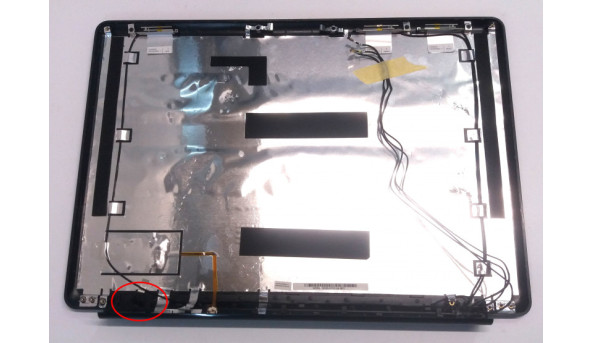 Кришка матриці корпуса для ноутбука HP Pavilion dv7, dv7-1005eo, 17.0", AP03W000700, Б/В. Пошкоджене одне кріплення. - 305040