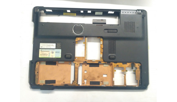 Нижня частина корпуса для ноутбука   HP Pavilion DV7-1166eg, 17.0", 490039-001, Б/В. Всі кріплення цілі.Без пошкоджень.