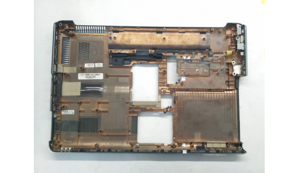 Нижня частина корпуса для ноутбука   HP Pavilion dv6-1125eo, 15.6", 532737-001, Б/В. Всі кріплення цілі.Без пошкоджень