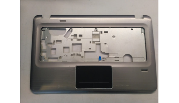 Середня частина корпуса для ноутбука  HP Pavilion dv6-3133eo, 15.6", Б/В. Кріплення всі цілі. Без пошкоджень