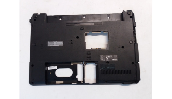 Нижня частина корпуса для ноутбука  HP Compaq 615, 538445-001, 15.6", Б/В.  Всі кріплення цілі.Без пошкоджень.
