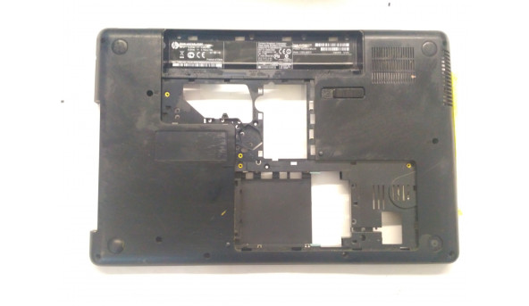 Нижня частина корпуса для ноутбука  Compaq CQ62, 15.6", 606018-001, Б/В. Всі кріплення цілі.Без пошкоджень.