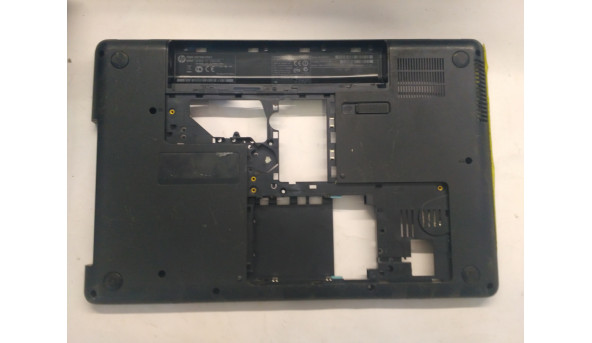 Нижня частина корпуса для ноутбука  HP G62-632eo, 15.6", 610564-001, Б/В. Всі кріплення цілі.Без пошкоджень.