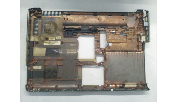 Нижня частина корпуса для ноутбука HP Pavilion dv6-2122eo, 15.6", 532737-001, Б/В. Всі кріплення цілі.Без пошкоджень. - 305141
