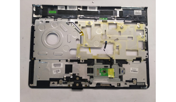 Середня частина корпуса для ноутбука HP Pavilion dv9500, dv9623cq, 17.0", 448010-001, Б/В. Кріплення всі цілі. Є потертості. - 305158