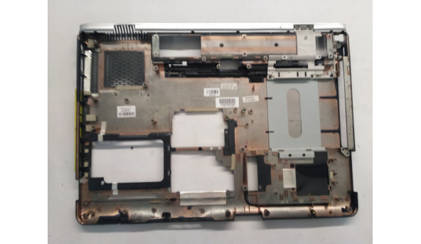 Нижня частина корпуса для ноутбука   HP Pavilion dv9700, dv9740eo, 17.0", 450856-001, Б/В. Всі кріплення цілі.Без пошкоджень.