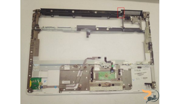 Середня частина корпуса для ноутбука HP Pavilion dv7-3124eo, 17.3", 591989-001, Б/В. Кріплення всі цілі. Відсутня верхня частина - 305178