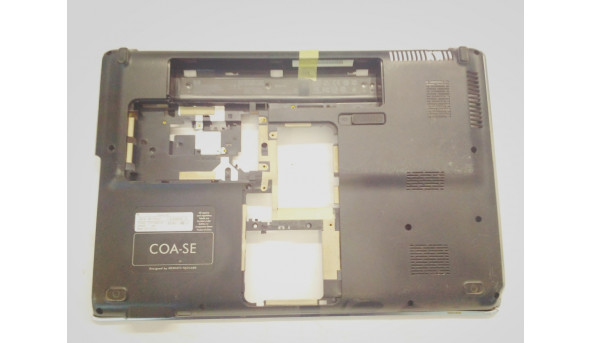 Нижня частина корпуса для ноутбука   HP Pavilion dv6-2131so, 15.6", 532737-001, Б/В. Всі кріплення цілі. Пошкоджена решітка