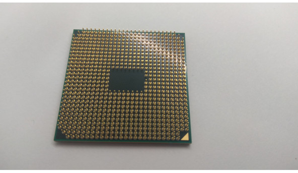 Процесор AMD A6-Series A6-4400M, AM4400DEC23HJ, 2 МБ кеш-пам'яті, тактова частота 2.80, ГГц, Б/В - 305190