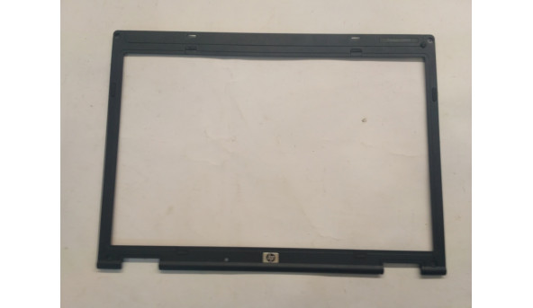 Рамка матриці корпуса для ноутбука  HP nc6400,  14.1", AP0106000100, Б/В. Без пошкоджень.