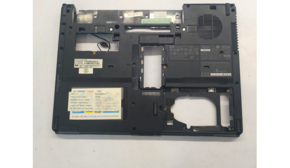 Нижня частина корпуса для ноутбука   HP nc6400, 14.1", 418881-001, Б/В. Всі кріплення цілі.Без пошкоджень.
