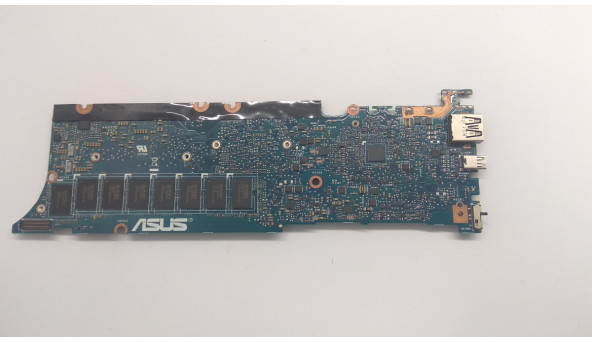Материнська плата для ноутбука Asus Taichi 21, Б/В.  Має впаяний процесор Intel Core i7-3537U, SR0XG