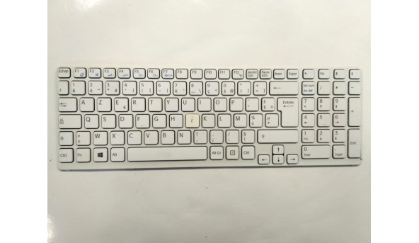 Клавіатура для ноутбука Sony Vaio SVE15, SVE17 , в хорошому стані без пошкоджень, робоча клавіатура, не оригінальна кнопка "J"