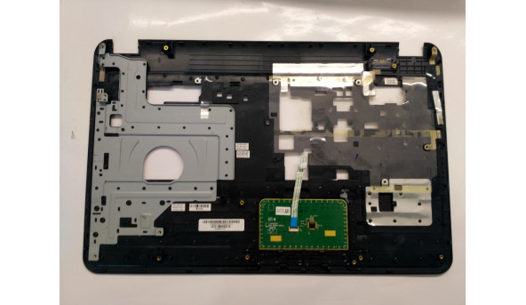 Середня частина корпуса для ноутбука HP Pavilion g7-1226sr, 646563-001, Б/В. Без пошкоджень.Кріплення всі цілі.Потертість на тачпаді - 305486