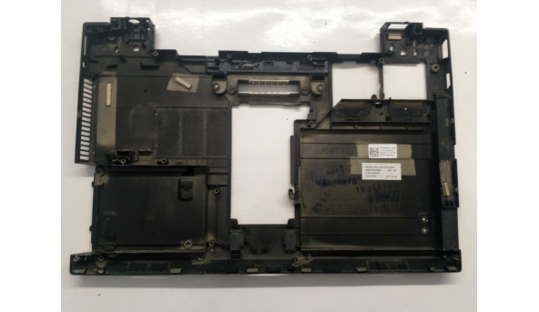 Нижня частина корпуса для ноутбука Dell Latitude E4310, 13.3", AM0AW000900, Б/В. Всі кріплення цілі.Без пошкоджень. - 305541