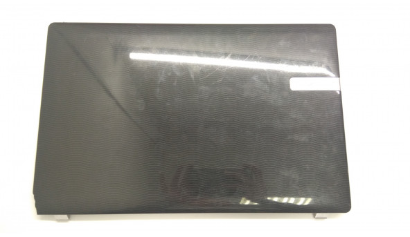 Крышка матрицы корпуса для ноутбука Packard Bell EasyNote TM81, NEW95, 15 6 ", AP0CB000117, Б / У. Сломанное одно крепление (фото), и есть скол (фото).