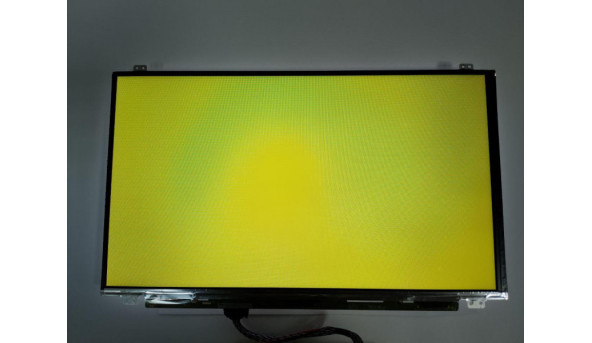 Матриця LG Display, LP156WH3 (TL)(S3), 15.6'', LCD, HD 1366x768, 40-pin, Slim, б/в. Має незначних два засвіти, ледь помітні на всіх кольорах - 305624