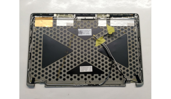 Кришка матриці корпуса для ноутбука Dell Latitude E6220, 12.5", Б/В. Всі кріплення цілі.Є невеликі погнутості та подряпини - 305640
