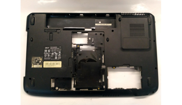 Нижня частина корпуса для ноутбука Acer Aspire 5740, 5340, 15.6", WIS604GD10001, Б/В. Зламане кріплення та решітка(фото)