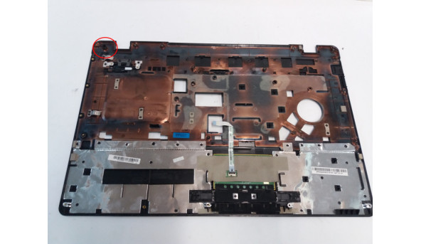 Середня частина корпуса для ноутбука ASUS X73B, AP0K4000200, Б/В, пошкоджене кріплення (фото). - 305737