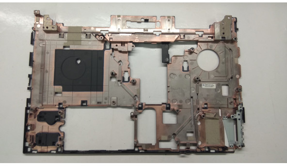 Середня частина, корпуса для ноутбука HP ProBook 4510s, 4510s, 15.6", 535866-001, Б/В. Відламана частинка корпусу(фото) - 305751