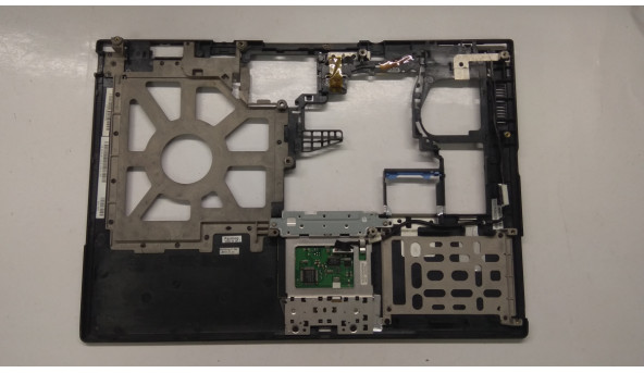 Середня частина, корпуса для ноутбука Dell Latitude D620, 14.1", CN-0DK036, Б/В. В хорошому стані, без пошкоджень - 305762