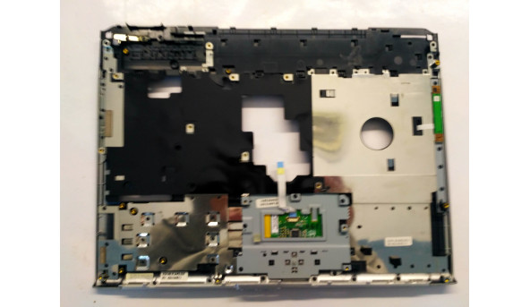 Середня частина корпуса для ноутбука Acer Aspire 3620, 14.1", 60.4G303.003, Б/В. Кріплення всі цілі. Без пошкоджень. - 305786