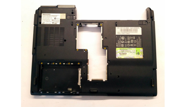 Нижня частина корпуса для ноутбука Acer Aspire 3620, 14.1", 60.4A927, Б/В. Всі кріплення цілі.Без пошкоджень.
