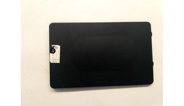 Сервісна кришка для ноутбука Toshiba Satellite L505, L505D, V000939280, Б/В.Без пошкоджень.Має подряпини.