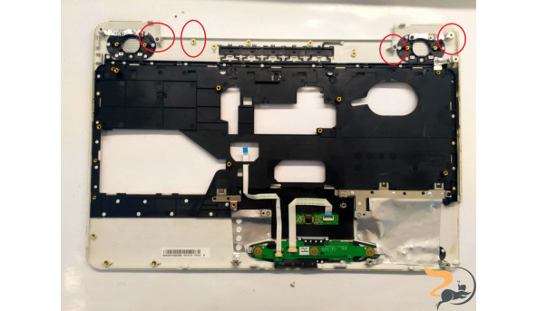 Середня частина корпуса для ноутбука Toshiba Satellite L500D, 15.6", V000180190, Б/В. Пошкоджені кріплення(фото) - 305870