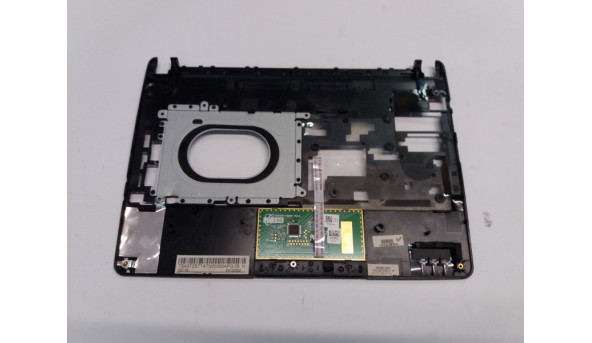 Середня частина корпуса для ноутбука Acer Aspie One D270, 10.1", EAZE7005010, Б/В. Кріплення всі цілі. Без пошкоджень. - 305880
