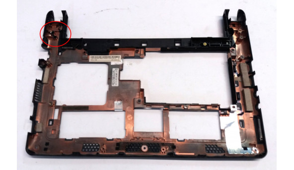 Нижня частина корпуса для ноутбука Acer Aspie One D270, 10.1", TSA3DZE7BATN, Б/В, пошкоджено два кріплення (фото)