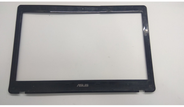 Рамка матрицы корпуса для ноутбука Asus K52D, 15 6 ", 13N0-GUA0A11, Б / У. Рамка имеет трещину (фото), и сломанные заглушки