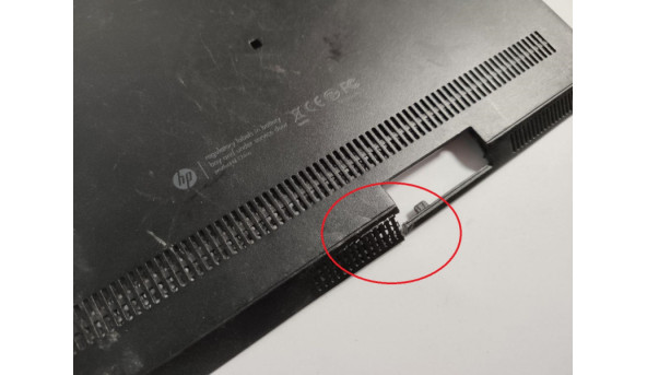 Сервісна кришка, для ноутбука HP Elitebook 2560P, 2570P, 6070B0587601, 685400-001, Б/В, Має пошкодження (фото). Є подряпини. - 305951