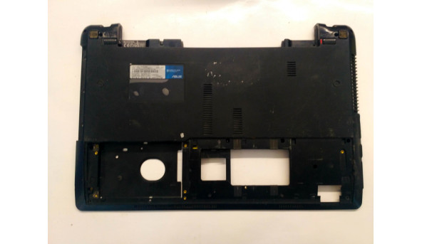 Нижняя часть корпуса для ноутбука Asus K53sc, 15 6 ", 13gn3c10p100, Б / У. Все крепления целые. Есть повреждения (фото)