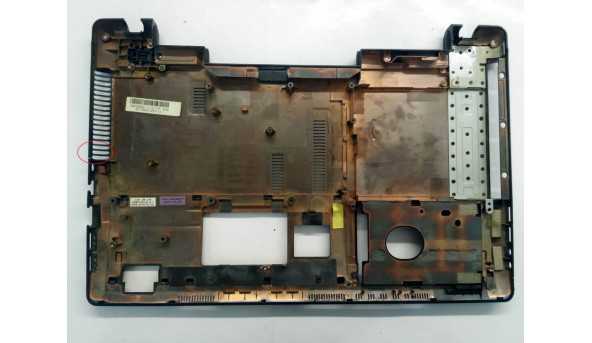 Нижня частина корпуса для ноутбука Asus K53sc, 15.6", 13gn3c10p100, Б/В. Всі кріплення цілі.Є пошкодження(фото) - 305961