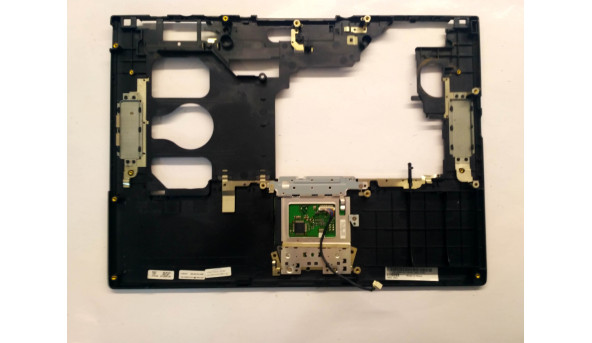 Середня частина корпуса для ноутбука Dell Latitude D531, 15.0", CN-MN355, Б/В. Всі кріплення цілі. Відсутня верхня частина. - 306039