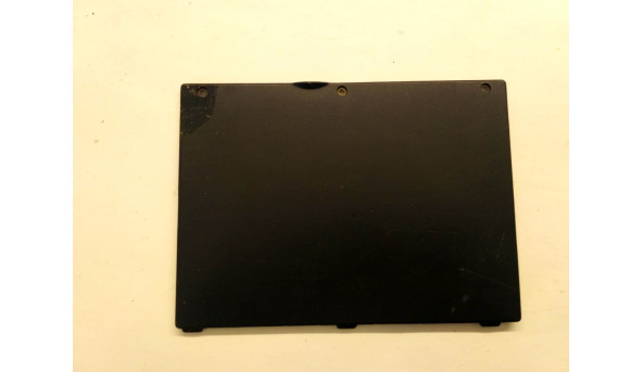 Сервисная крышка для ноутбука Fujitsu Amilo L7310W, XX4680900015, Б / У. Без повреждений. Имеет царапины.