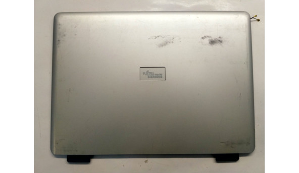 Кришка матриці корпуса для ноутбука Fujitsu Amilo Pi 1536, 15.4", Б/В. Всі кріплення цілі.Без пошкоджень, є потертості