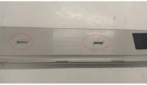 Рамка матриці корпуса для ноутбука Fujitsu Amilo D1840W D1845, 15", 50-UD7030-00, Б/В. Зламані замочки(фото) - 306155