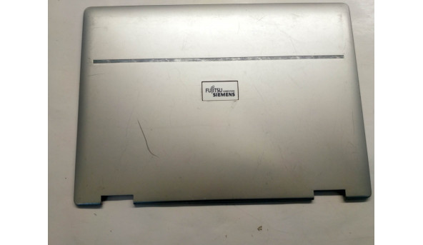Кришка матриці корпуса для ноутбука Fujitsu Amilo Li 1720, 60.4B906.001, 15.4", Б/В. Всі кріплення цілі.Є подряпини на кришці