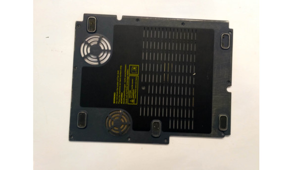 Сервісна кришка для ноутбука Fujitsu Amilo A1630, Б/В.Без пошкоджень.Має подряпини.