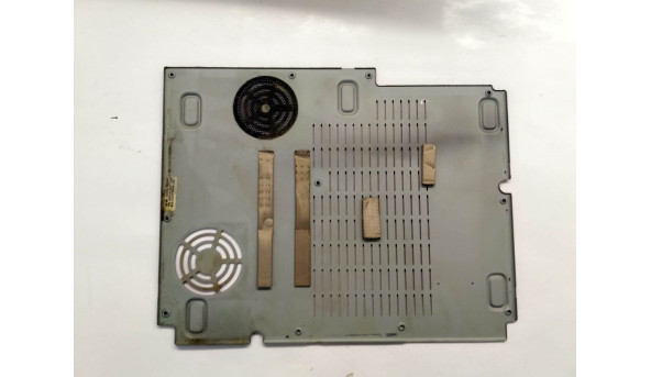Сервісна кришка для ноутбука Fujitsu Amilo A1630, Б/В.Без пошкоджень.Має подряпини. - 306197