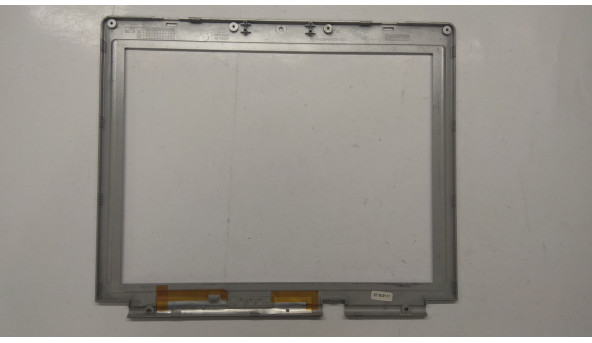 Рамка матрицы корпуса для ноутбука Clevo Notebook D400E, 15 ", 39-D4001-01X, Б / У. В хорошем состоянии, без повреждений. - 306214