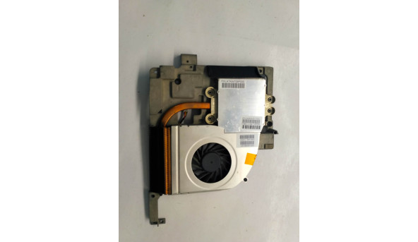 Вентилятор системы охлаждения для ноутбука HP Pavilion ZV6000, 383880-001, Б / У, в хорошем состоянии без повреждений.