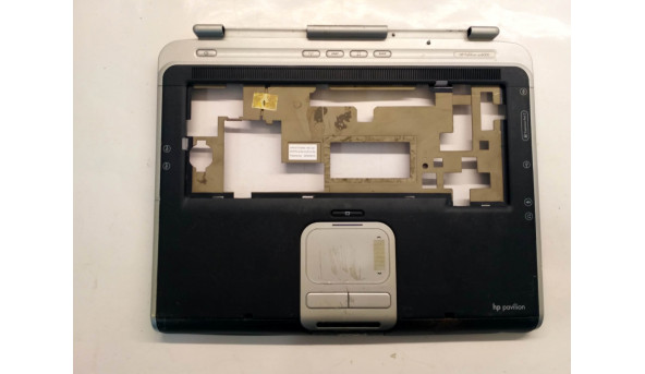 Середня частина корпуса для ноутбука HP Pavilion zv6000, 15.4", 383907-001, Б/В. Кріплення всі цілі. Без пошкоджень, є сліди корозії.