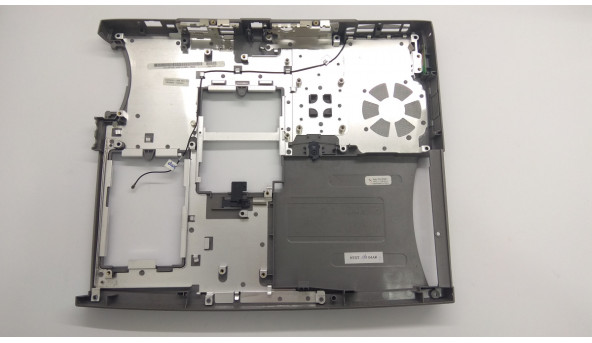Нижня частина корпуса для ноутбука Dell Inspiron 5160, 15.0", AMDW211C000, Б/В. Всі кріплення цілі.Без пошкоджень. - 306294