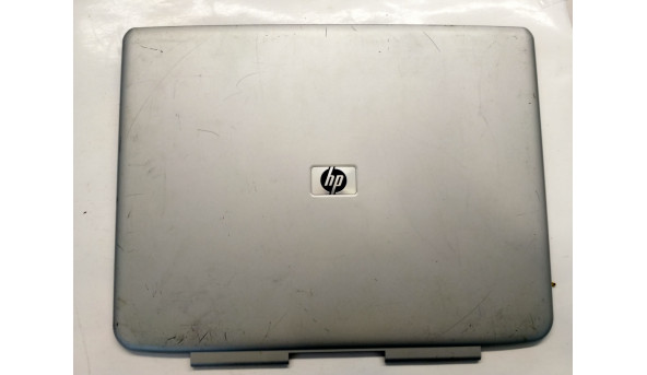 Кришка корпуса для ноутбука HP Pavilion zv6000, 15.4", APHR605F010, Б/В. Кріплення всі цілі. Без пошкоджень, є подряпини