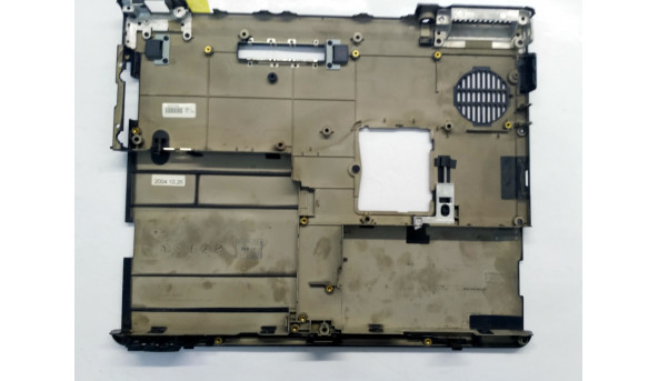 Нижняя часть корпуса для ноутбука HP Compaq nc6000, 14 0 ", Б / У. Все крепления целые. Без повреждений. - 306310